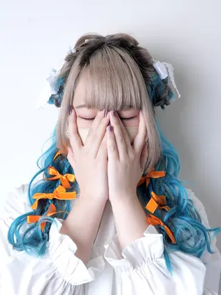 ロング ヘアアレンジ 推し活専用 【派手髪】飯野ゆかりのヘアスタイル