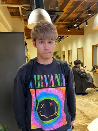 メンズ nishido ハイライト/海外ヘアのヘアスタイル