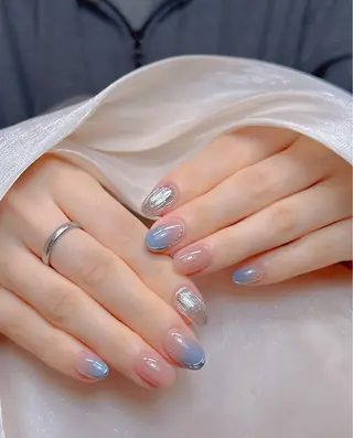 ネイル えい このネイルデザイン