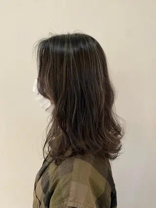 セミロング 長嶋美奈/ 韓国風レイヤーカットのマツエク・マツパデザイン