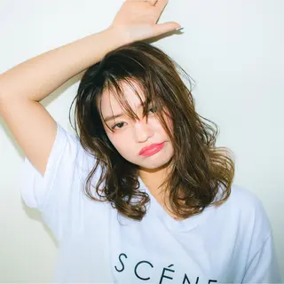 ミディアム カラー パーマ 水口 英里のヘアスタイル