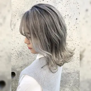 ミディアム 圧倒的美髪ストレート ツダケイタロウのヘアスタイル