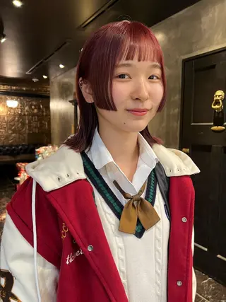 ミディアム カラー haco＋所属・圧倒的デザイン力 店長🎨RENAのヘアスタイル