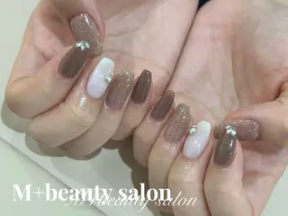 ネイル M+  Beauty Salonのネイルデザイン