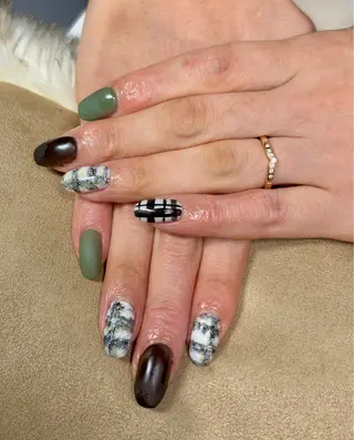 ネイル nailroom HARU.のネイルデザイン