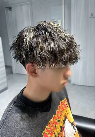 パーマ メンズ 野村 俊太のヘアスタイル