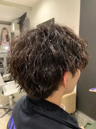 パーマ メンズ 原谷 一成のヘアスタイル