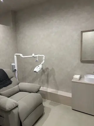 The Salon 脱毛&眉毛スタイリング&セルフホワイトニング所属・The Salon 脱毛&眉毛の眉毛・アイブロウイメージ