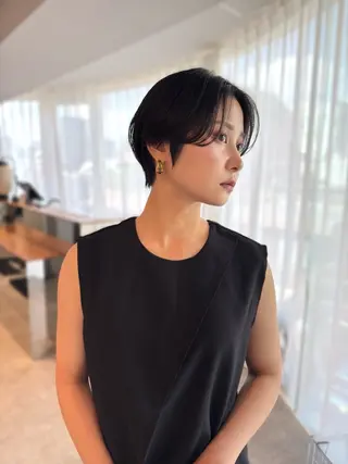 ショート Abbey ４のヘアスタイル