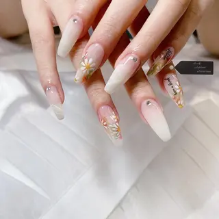 ネイル ネイルサロン 9Carats神田のネイルデザイン