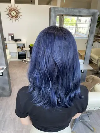 セミロング カラー Merlyosaka 早川未来のヘアスタイル