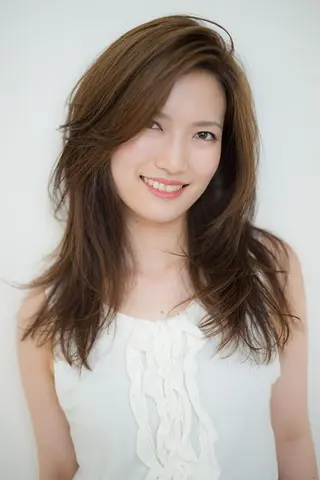 セミロング カラー 斎藤 慈晃のヘアスタイル