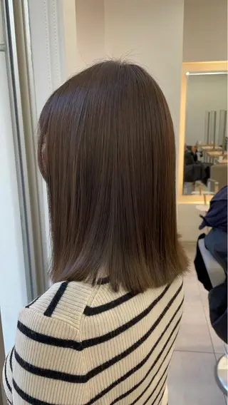ミディアム カラー ✨髪質改善✨美髪 矯正🫧小泉のヘアスタイル