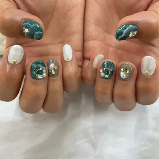 ネイル 自由が丘✳︎奥沢 nail söpöのネイルデザイン