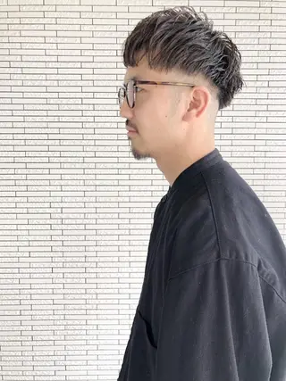 ショート カラー メンズ マエダ リョウのヘアスタイル