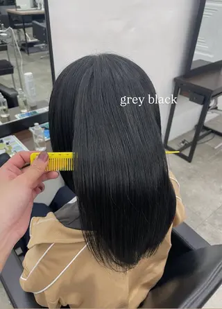 セミロング カラー 艶髪/トリートメント ⭐️KIRARI⭐️のヘアスタイル