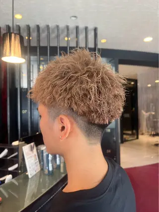 カラー パーマ メンズ 水谷 亮太のヘアスタイル