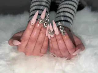 ネイル BERA NAILSのネイルデザイン