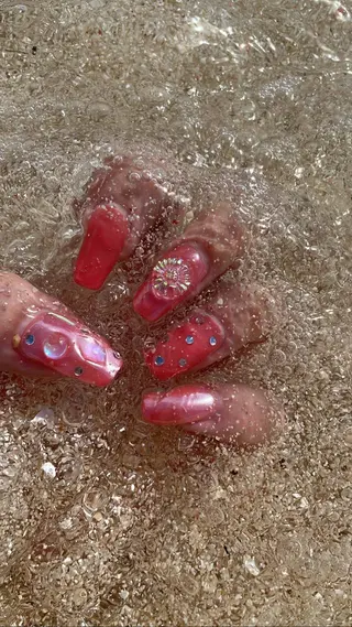 ネイル Whity所属・Whity kiriのネイルデザイン