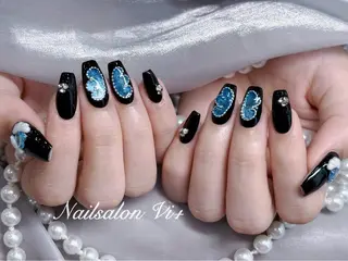 ネイル Nailsalon Vi+ももか🩷のネイルデザイン