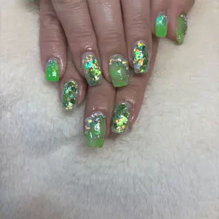 ネイル es nailのネイルデザイン