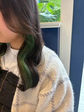 ロング 大槻 ハルカのヘアスタイル