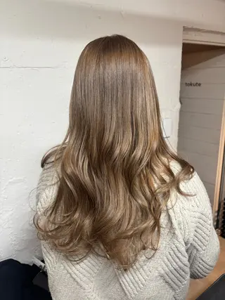 セミロング カラー 🩵似合わせカット SEIRA🩵のヘアスタイル