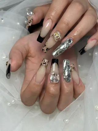 ネイル ✴︎ Delightのネイルデザイン