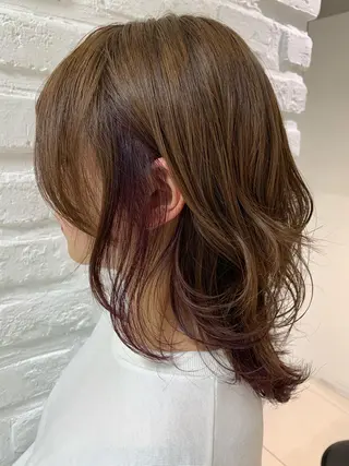 セミロング カラー 【センターパート/ マッシュ】ryokaのヘアスタイル