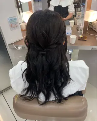 ロング ヘアアレンジ 羽エクステ/シール エクステ/横浜駅5分のヘアスタイル