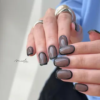 ネイル miele【ミエレ】 シンプル一癖のネイルデザイン