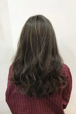 ロング カラー a-o横浜所属・色落ちまでキレイに！ ！女性サロンのヘアスタイル