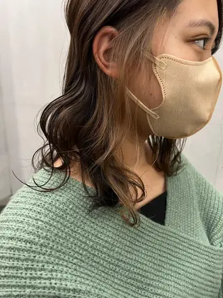 ミディアム 亀田 泰生のヘアスタイル