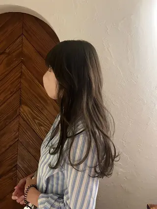 ロング 今井 香奈恵のヘアスタイル