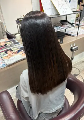 ロング Yuri ~コワファースト長崎のヘアスタイル