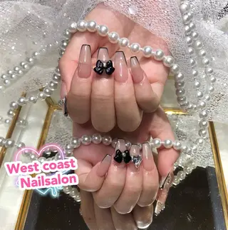 ネイル リボン、ガーリー パーツ放題専門店のネイルデザイン