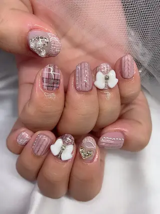 ネイル シェアサロンLei.g(レイジー)所属・3Dアートネイル💗 都築レナのネイルデザイン