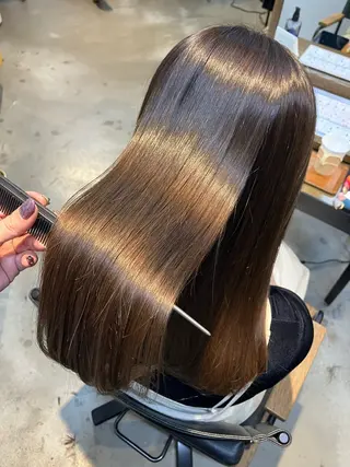 セミロング カラー スズキアキエ/ 髪質改善/艶髪カラーのヘアスタイル