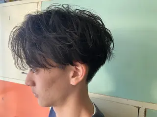 ショート パーマ メンズ ビーハイブデラックス所属・メンズパーマ ニュアンスパーマ田上のヘアスタイル