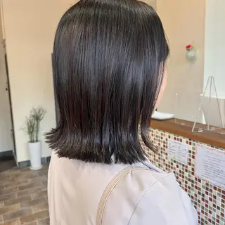 ミディアム 中村 友香のヘアスタイル