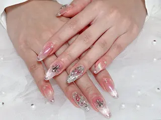 ネイル ネイルサロン Easenのネイルデザイン