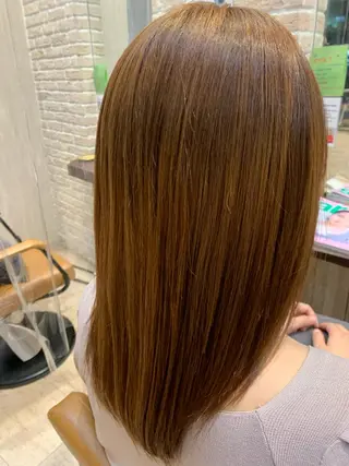 カラー Rina🪄 韓国風レイヤーcutのヘアスタイル