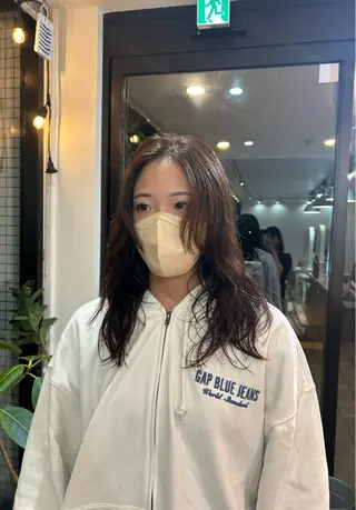 カラー 小川 鈴佳のヘアスタイル