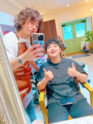 ショート パーマ メンズ Refuge by produceのヘアスタイル