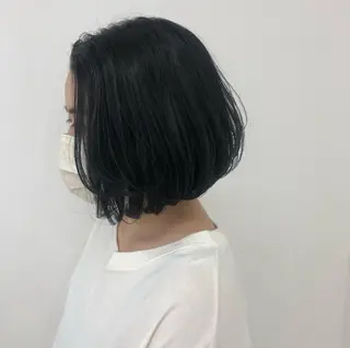 ショート カラー 堀越 エリのヘアスタイル