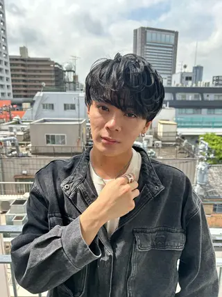 パーマ メンズ 山﨑 燦人のヘアスタイル