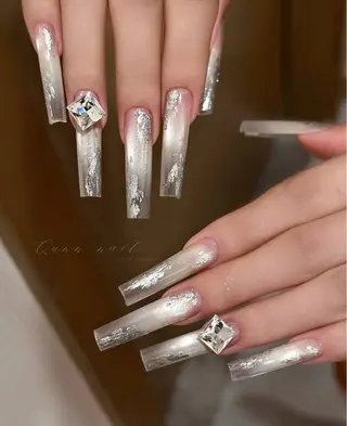 セミロング 一其 サロンのネイルデザイン