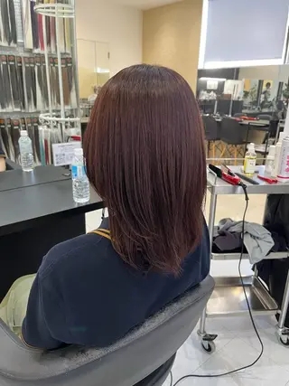 ミディアム カラー 諸岡 玲のヘアスタイル