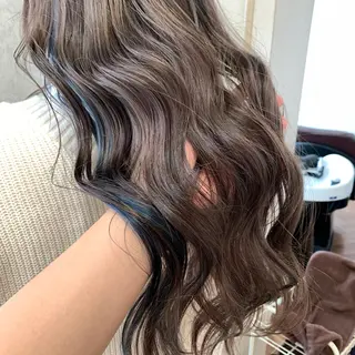 カラー サソウ ユリエ🥥のヘアスタイル