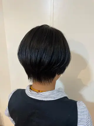 ショート 🦋透明感 艶カラー Rie🦋のヘアスタイル